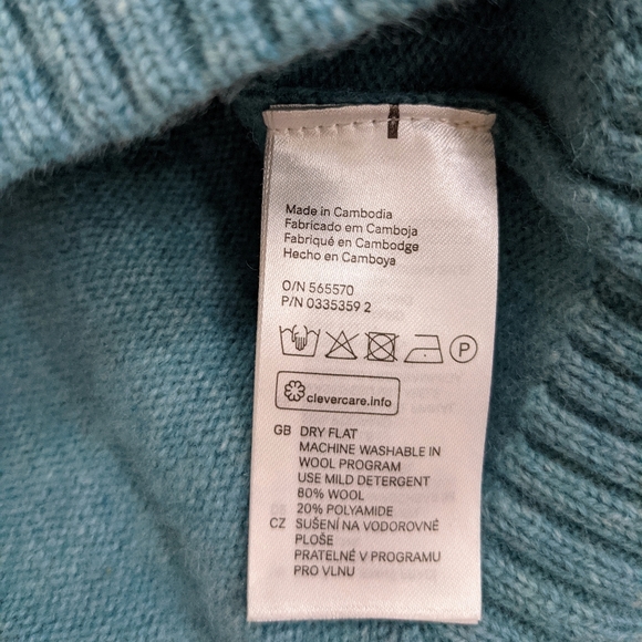 H&M Aqua unisex wool sweater L oversize fit - Picture 6 of 6